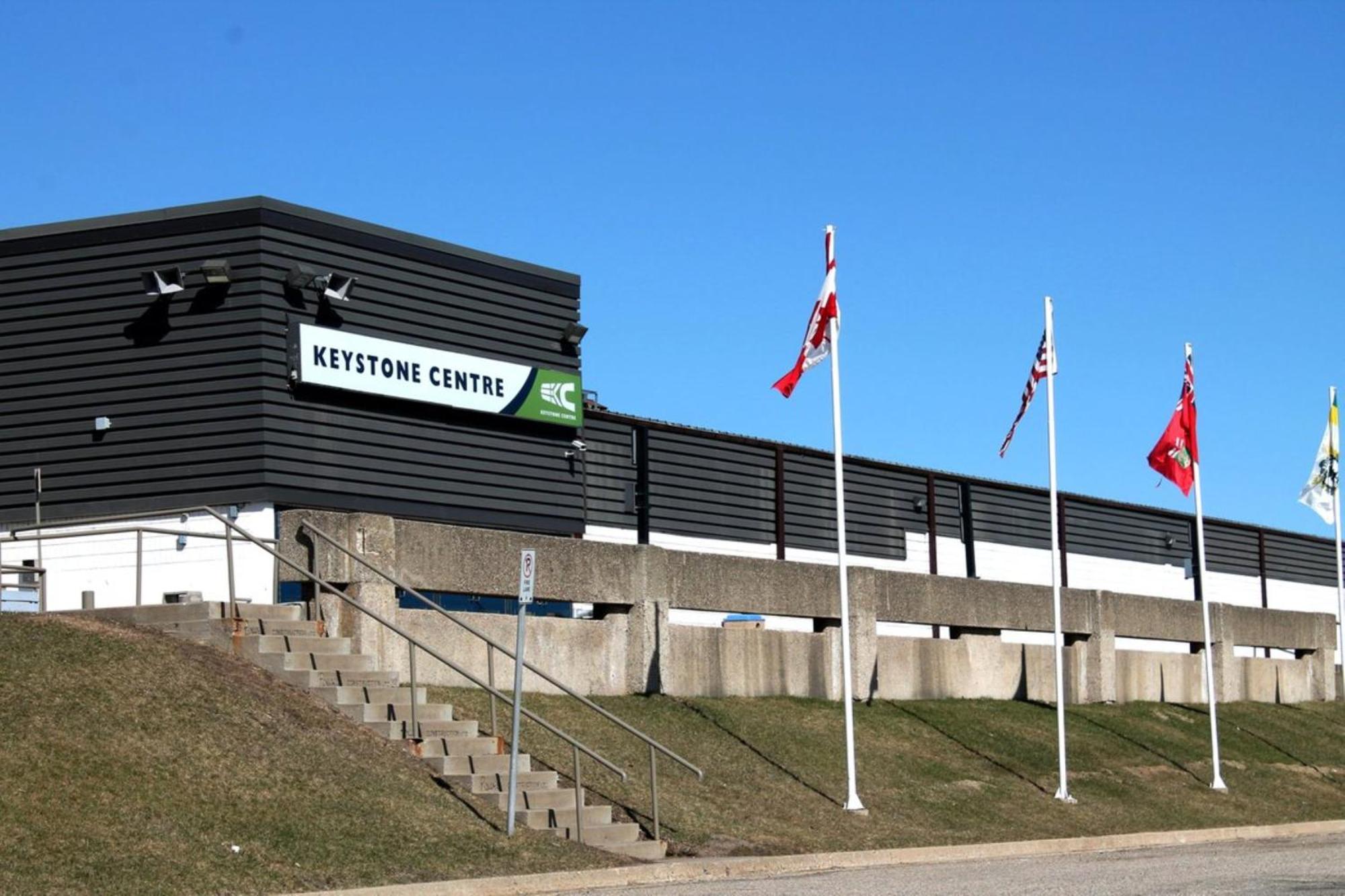 Holiday Inn Express & Suites - Brandon By Ihg Екстер'єр фото